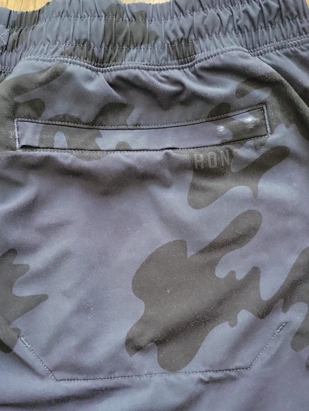 RHONE Men's Short